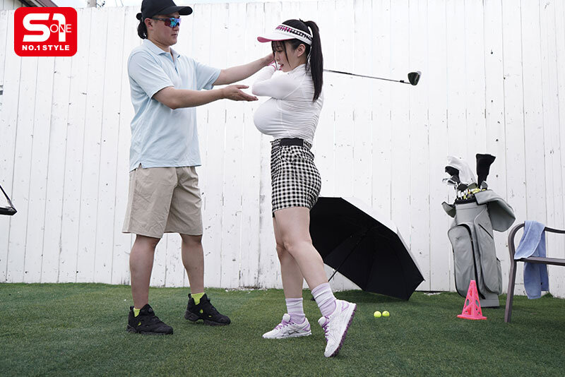 無防備誘惑Kcupアスリートの汗だく肉弾SEX ユニフォーム脱いだらびっくりおっぱい！！ 神楽ももか